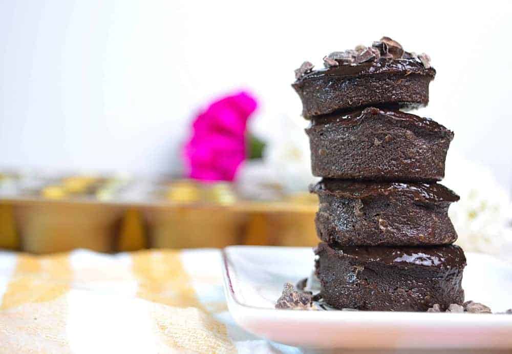 Gesunde Brownies aus nur 3 Zutaten! - SchnellEinfachGesund