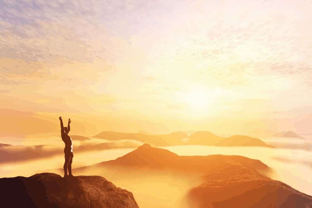 Schilddrüse gesund Mann auf Berg vor Sonnenaufgang